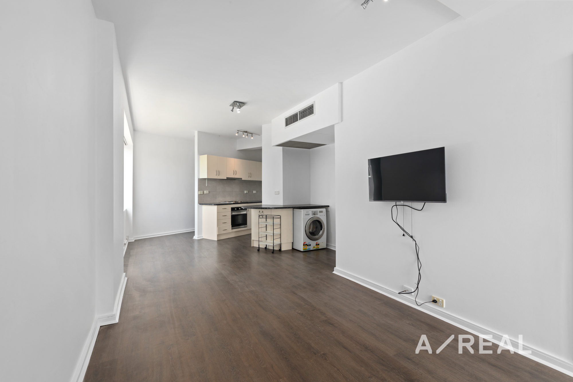 1B/20 Commercial Road, Melbourne VIC 3004 