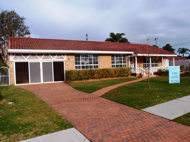 2 Bellinger Place, Sylvania Waters NSW 2224 