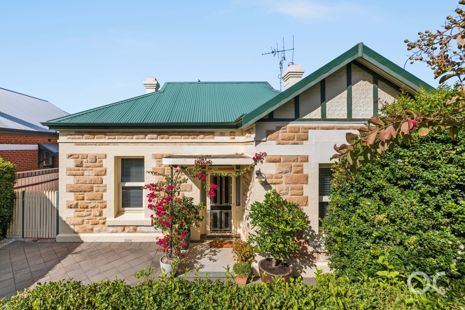 2 Birdwood Avenue