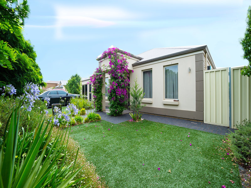 2 Coratina Road