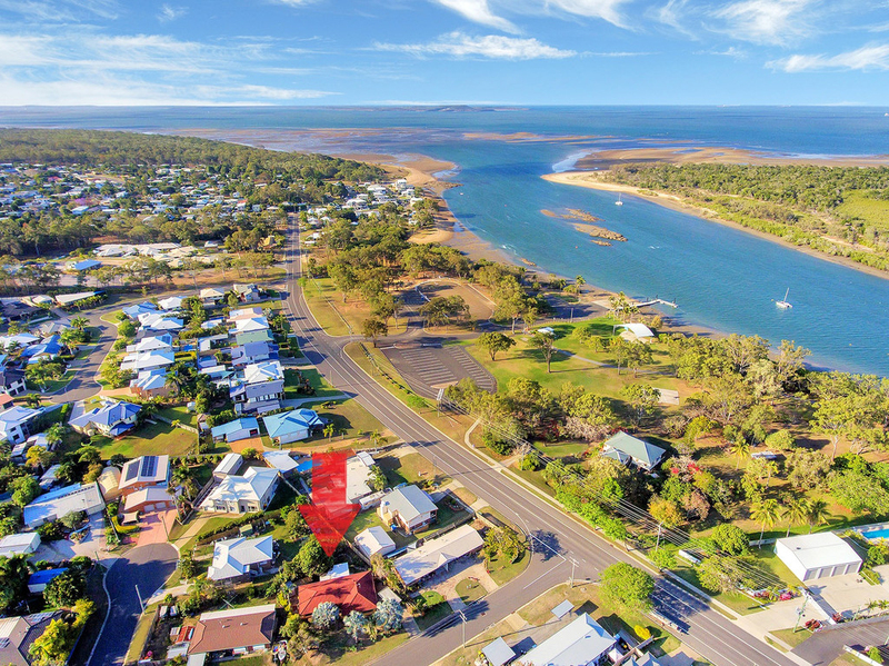 2 Davina Street BOYNE ISLAND QLD 4680