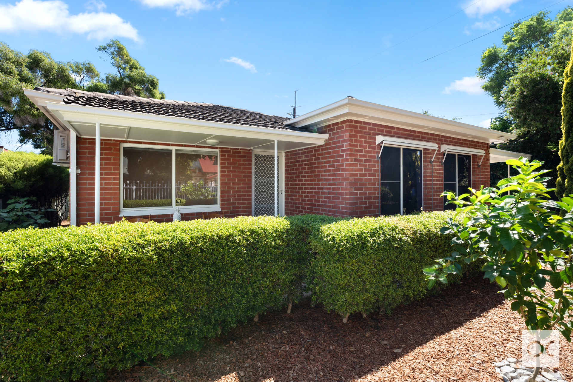 2 Fielding Road