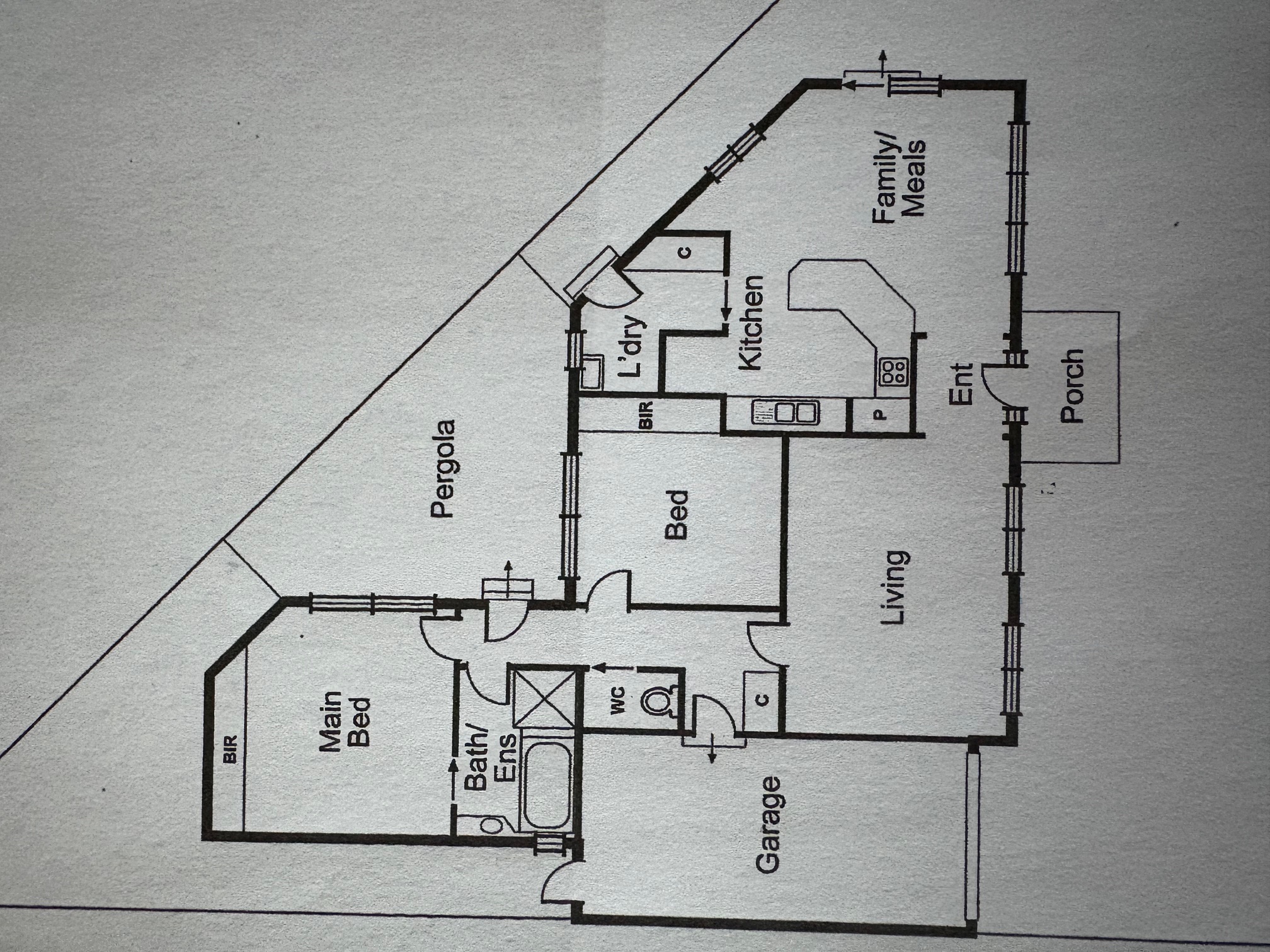 2 Lagnicourt Street, HAMPTON VIC 3188 - Floorplan