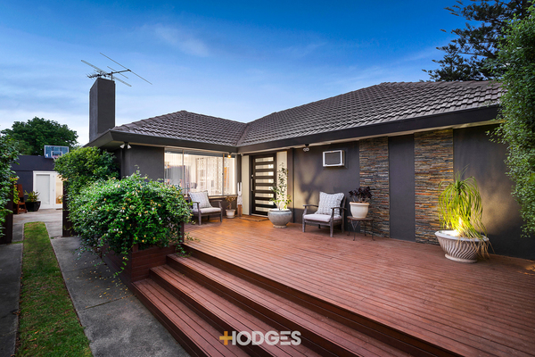 2 Mernda Avenue Cheltenham