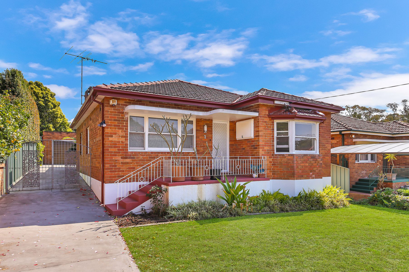 2 Powys Avenue, BARDWELL PARK NSW 2207