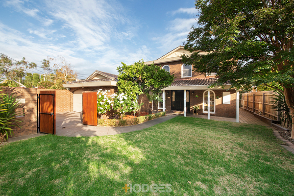 2 Powys Drive Beaumaris
