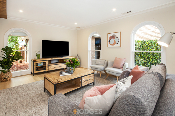 2 Powys Drive Beaumaris