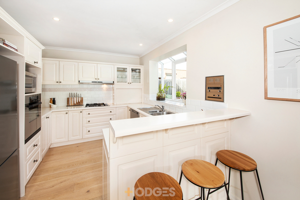 2 Powys Drive Beaumaris