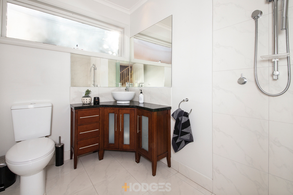 2 Powys Drive Beaumaris