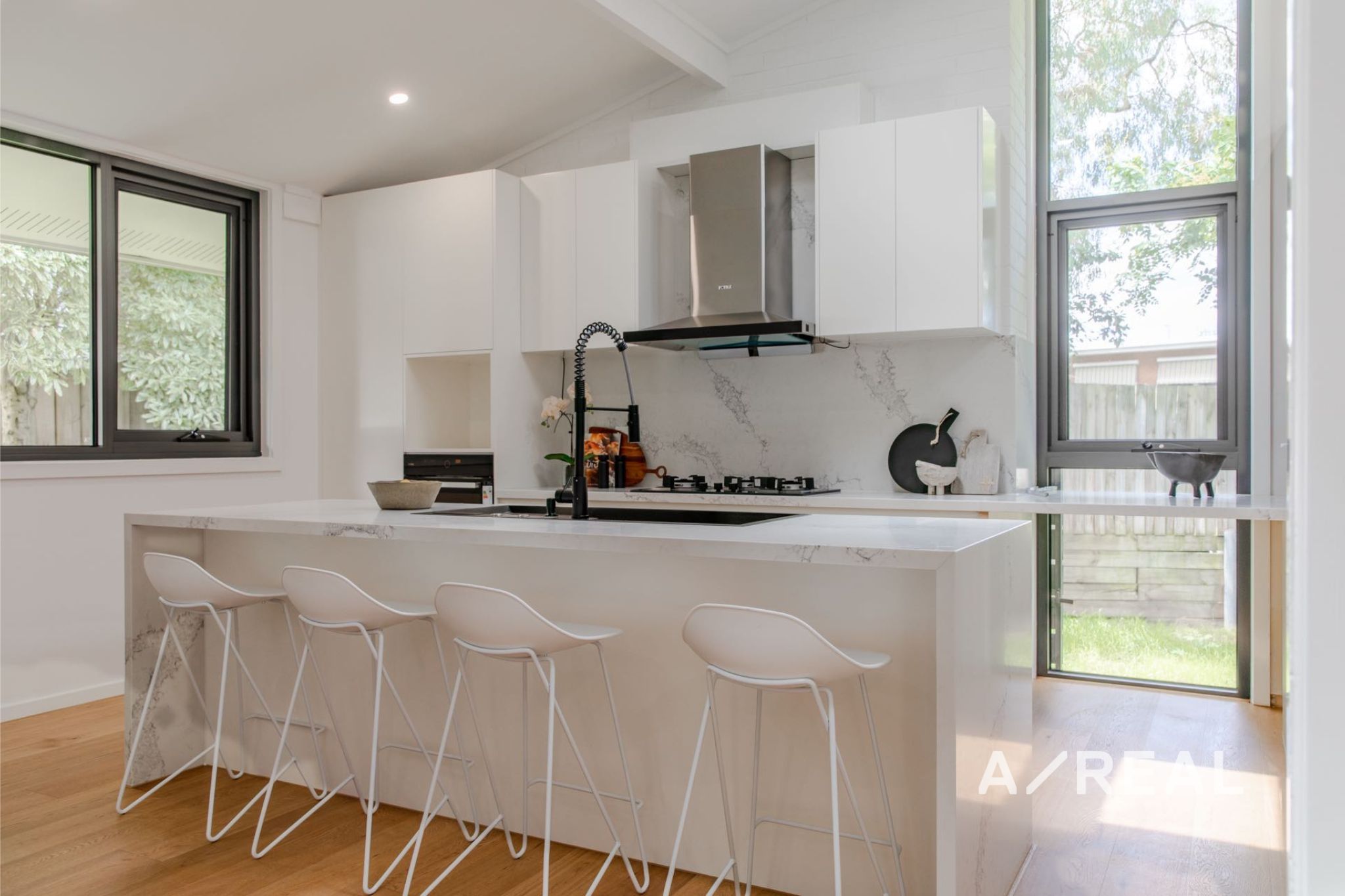 2 The Close, Mount Waverley VIC 3149 