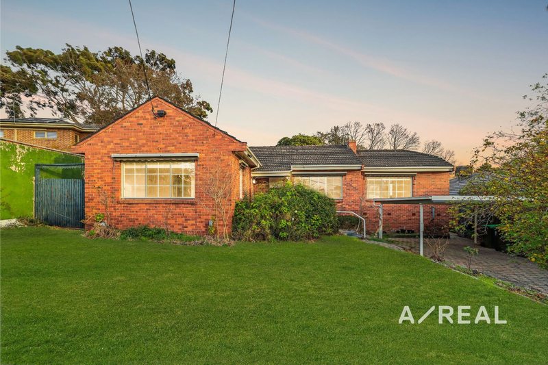 2 Woodhouse Grove, Box Hill North VIC 3129