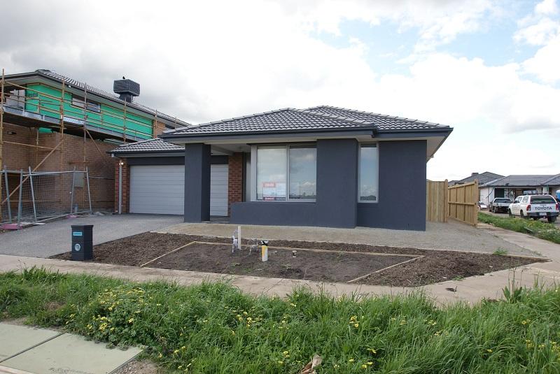 20 Ravenhurst Circuit, Cranbourne North VIC 3977 