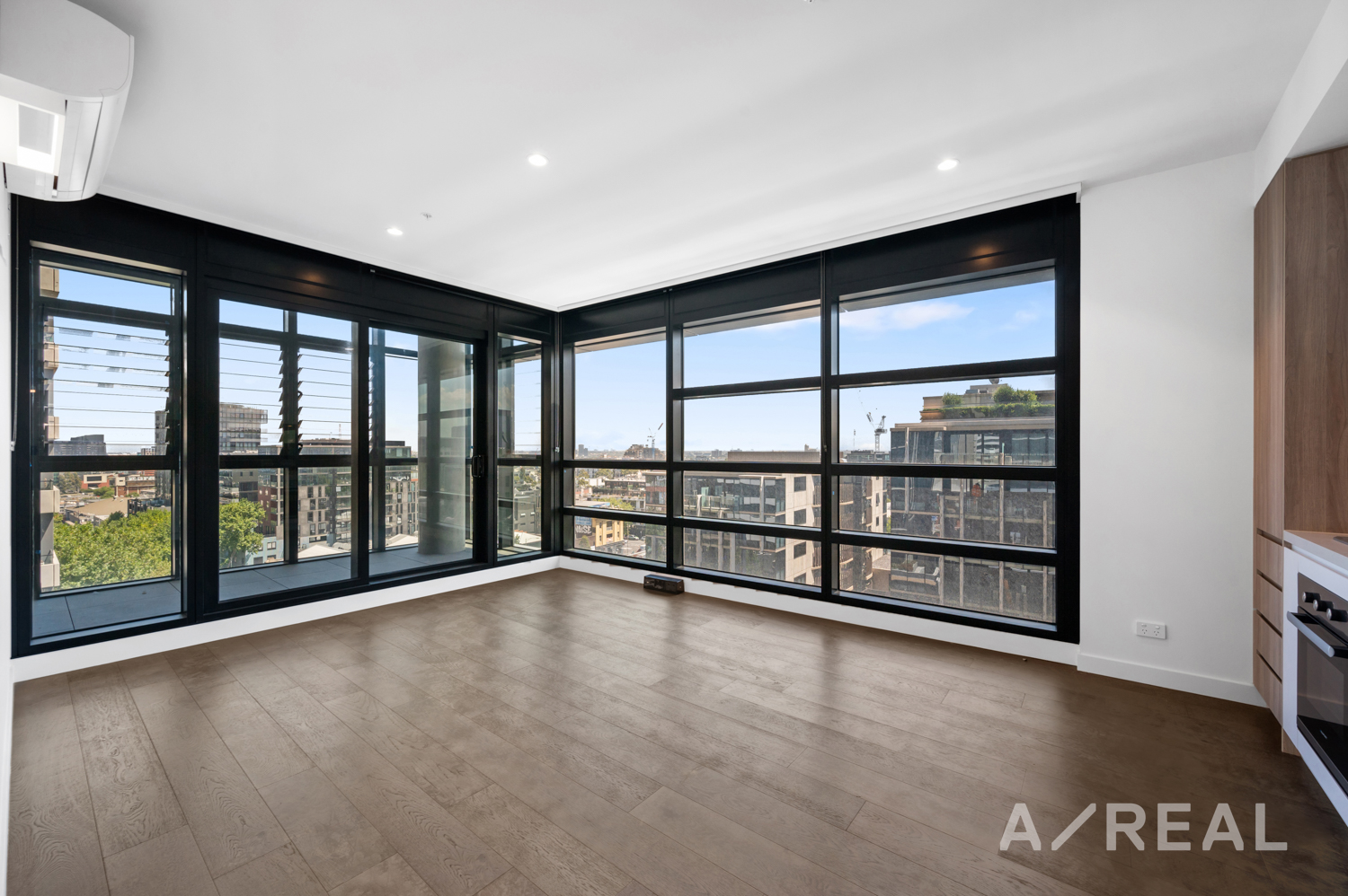 2001/45 Dudley Street, West Melbourne VIC 3003 