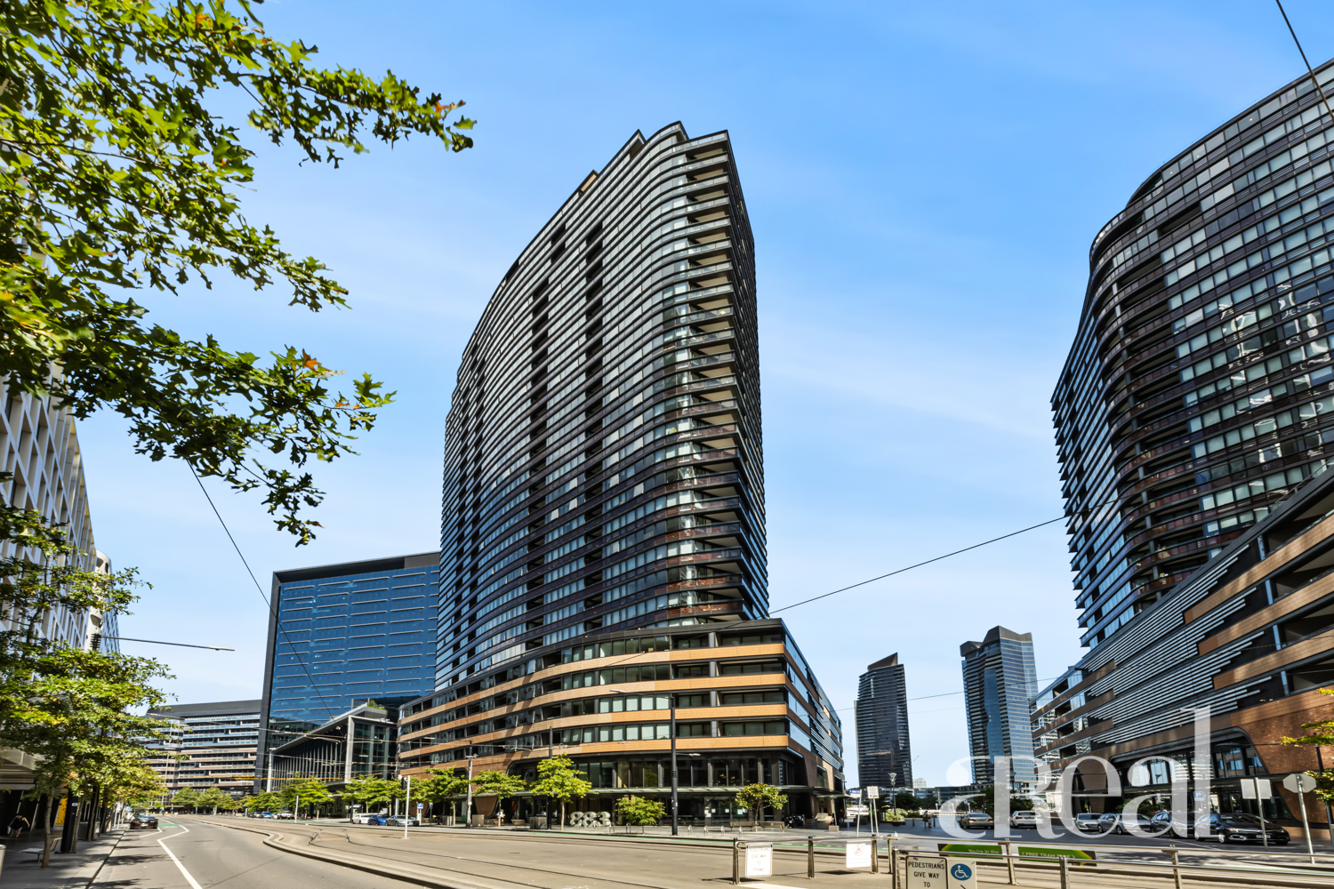 2002S/883 Collins Street, Docklands VIC 3008 