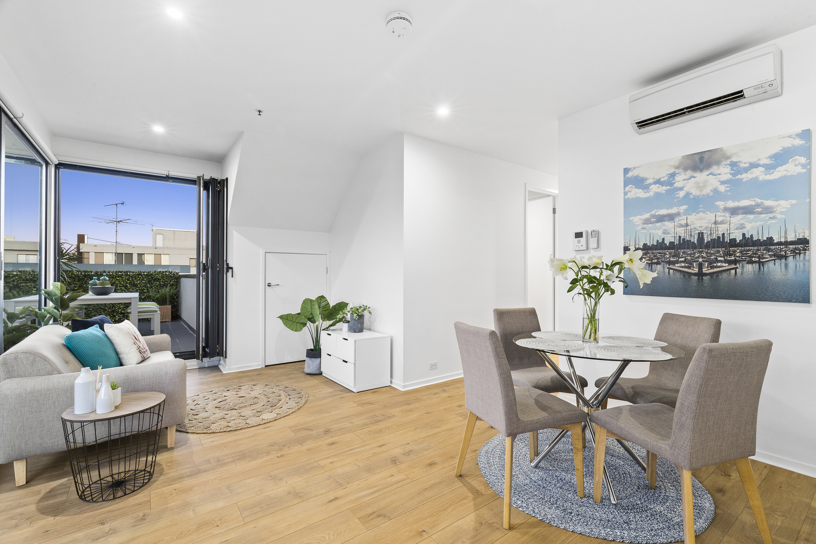 201/60 Wellington Street, St Kilda VIC 3182 Buxton