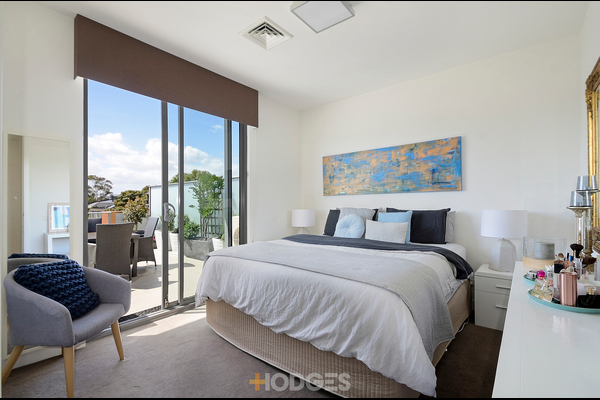 205/103 Bay Street Brighton