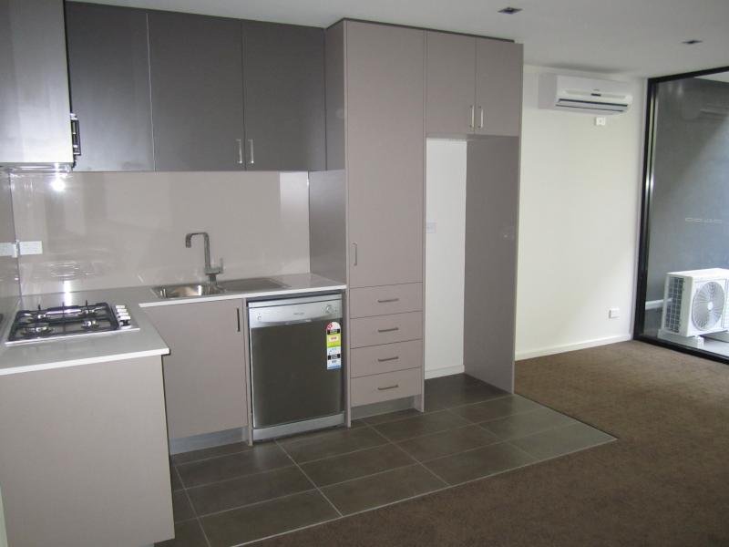 206/25 Byron Street, North Melbourne VIC 3051 