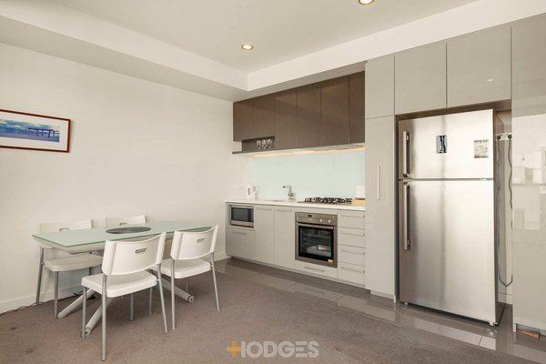 206/449 Hawthorn Road Caulfield South