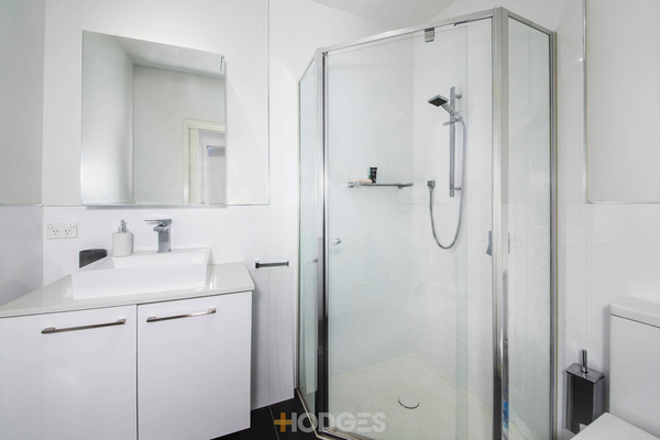 207/15 Balcombe Road Mentone