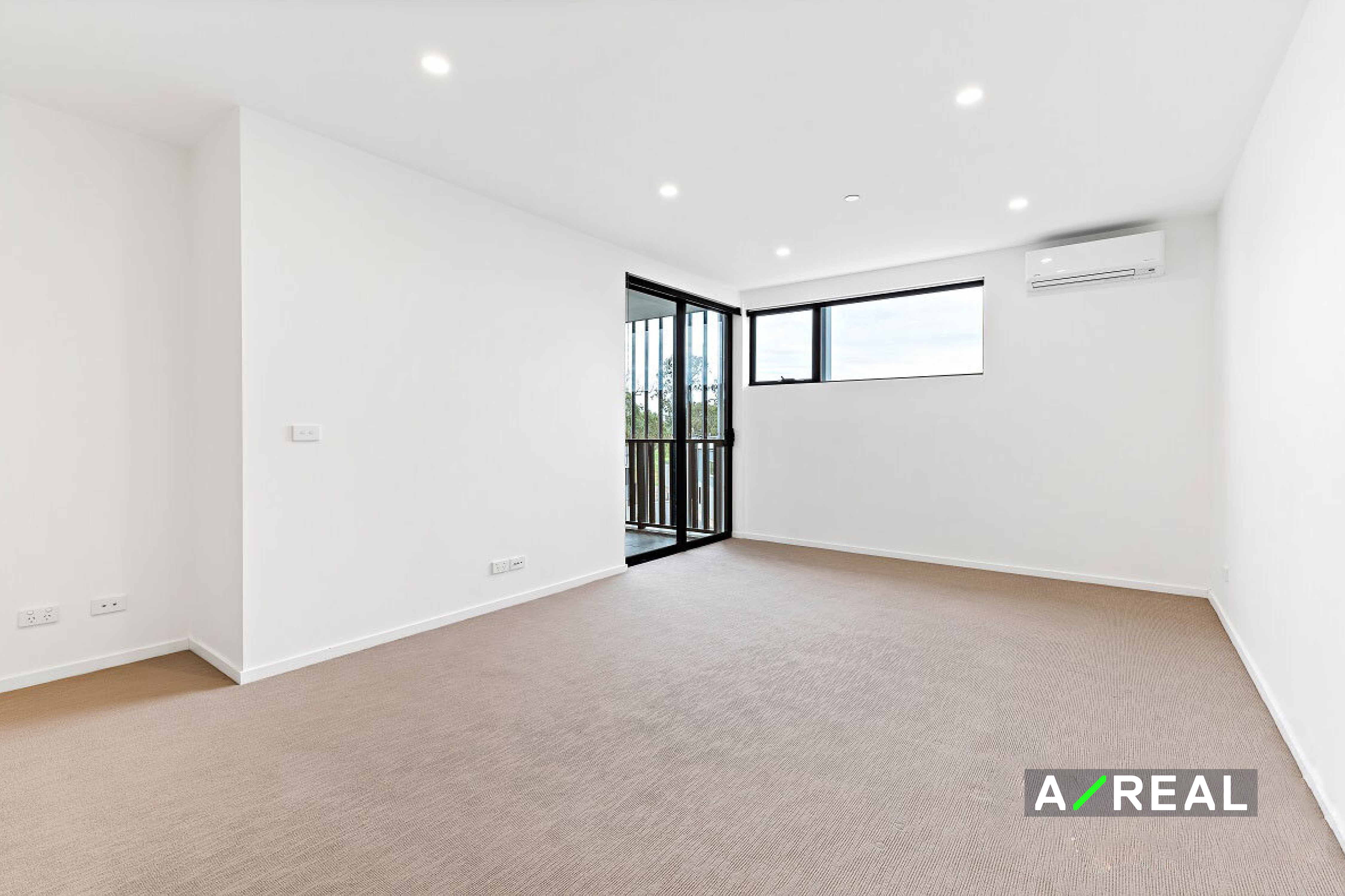 208/24 Oleander Dr Mill Park VIC 3082 