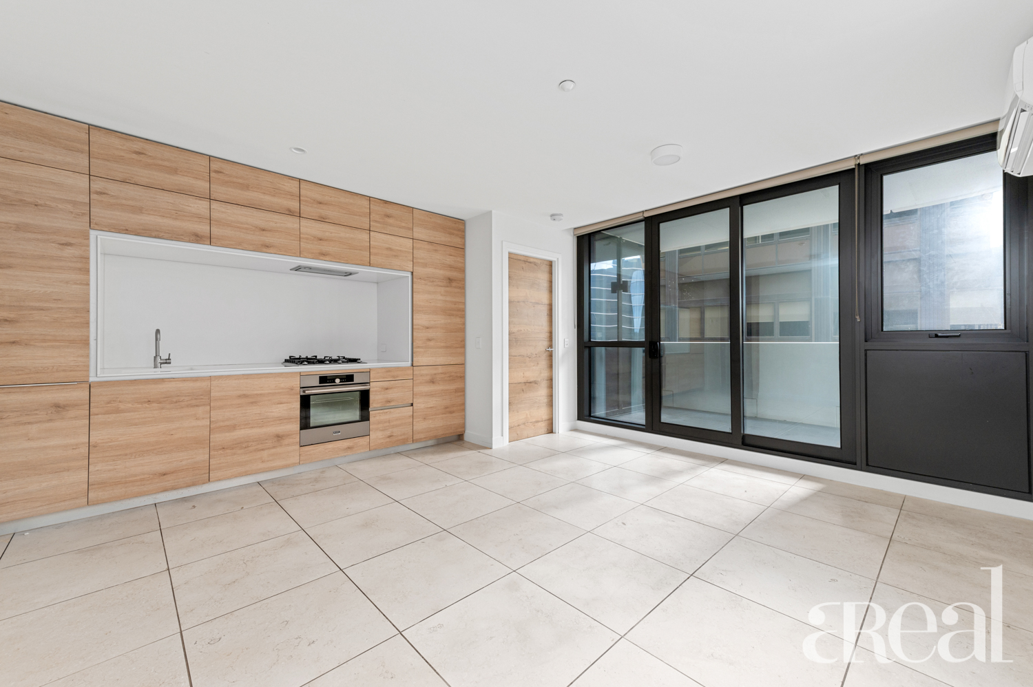 209/12 Queens Road, Melbourne VIC 3004 