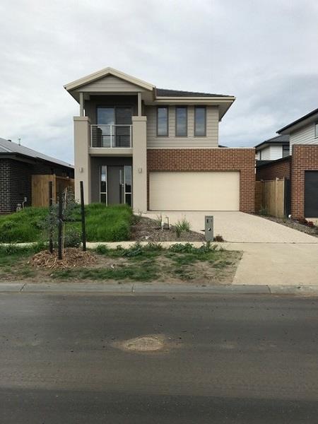 21 Cunningham Parade, Keysborough VIC 3173 