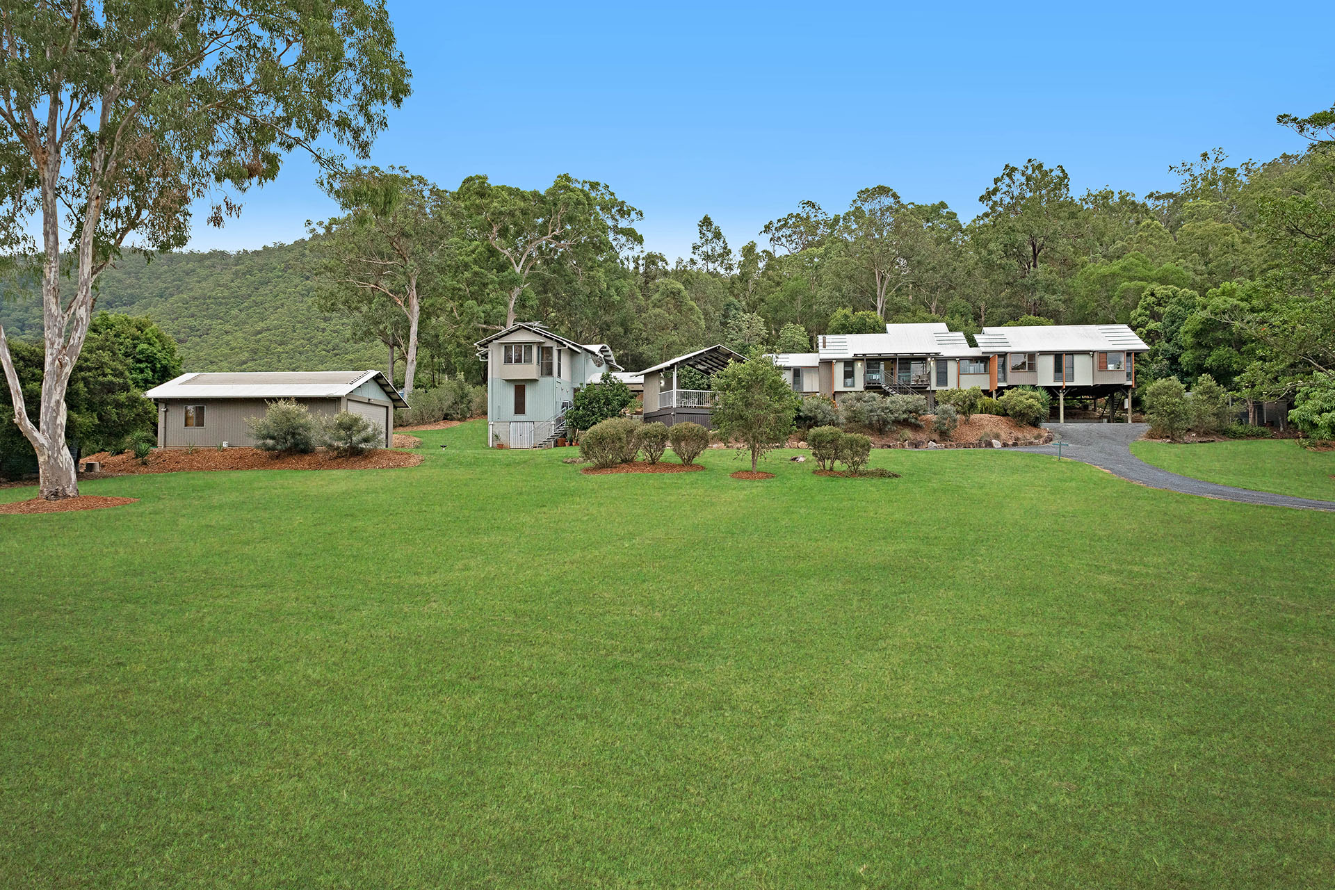 21 Vera Court, Samford Valley QLD 4520