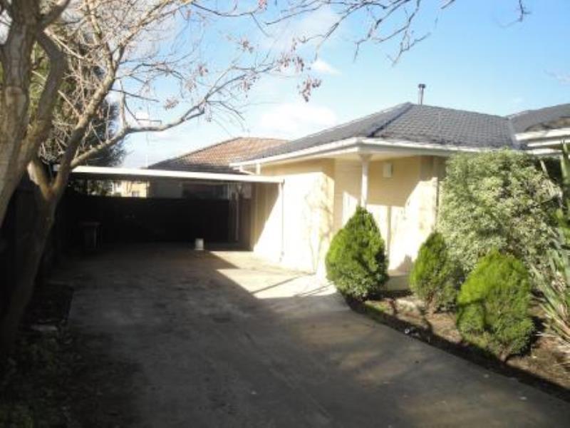 2/10 Wordsworth Ave Clayton South VIC 3169 