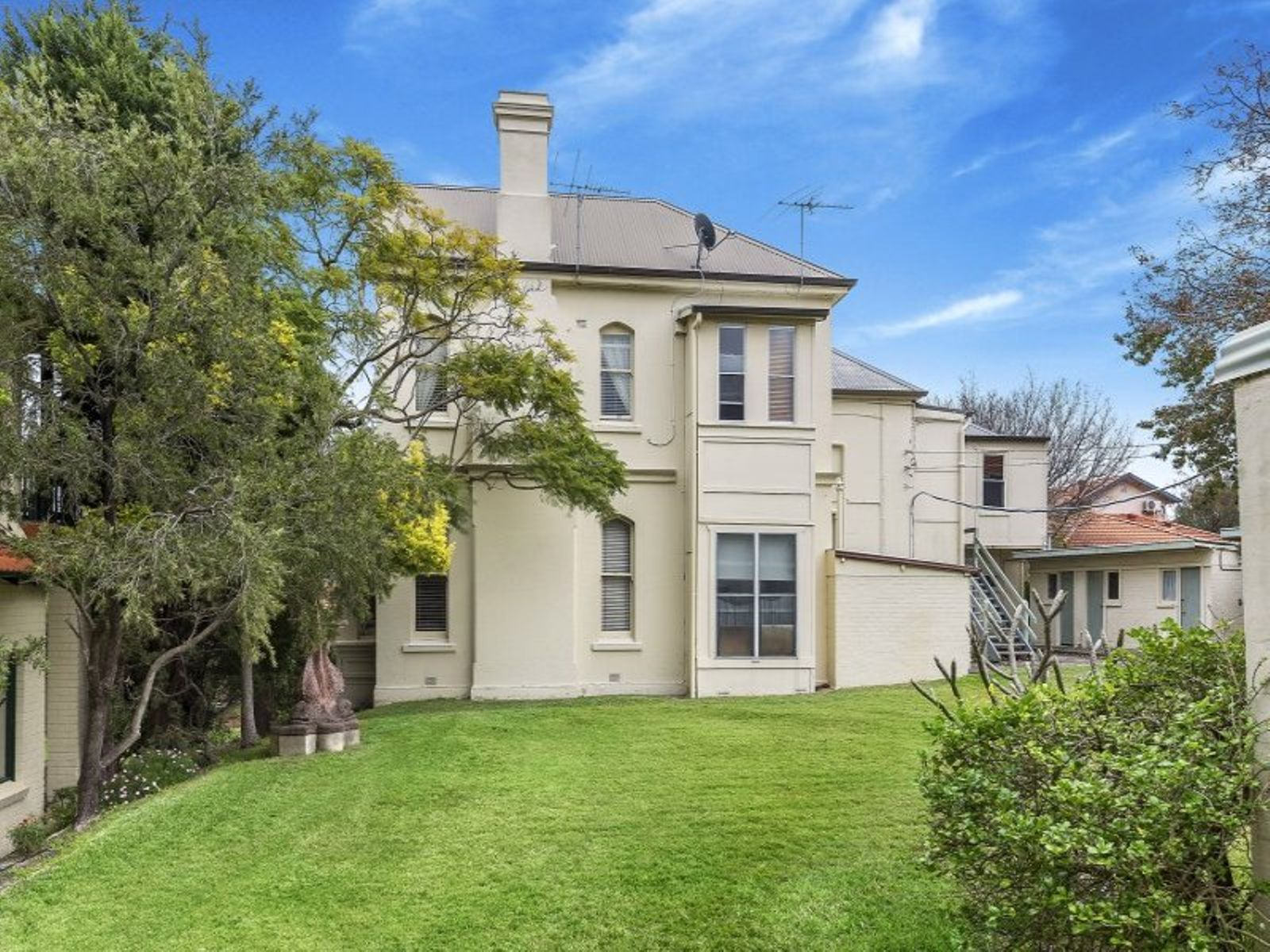 2/100 Greenwich Road, GREENWICH NSW 2065