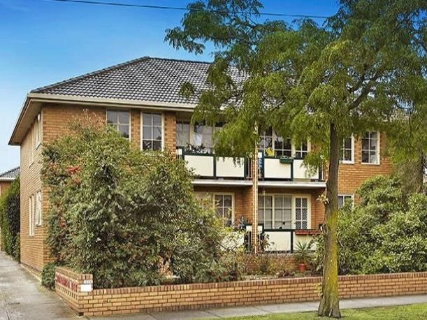 2/1015 Glenhuntly Road, Caulfield VIC 3162 