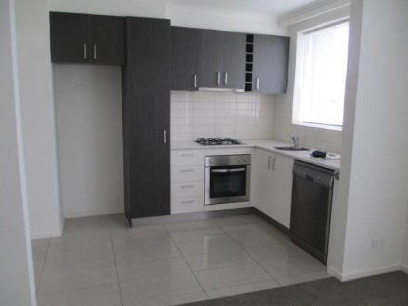 2/102 Westbury Street, St Kilda East VIC 3183 