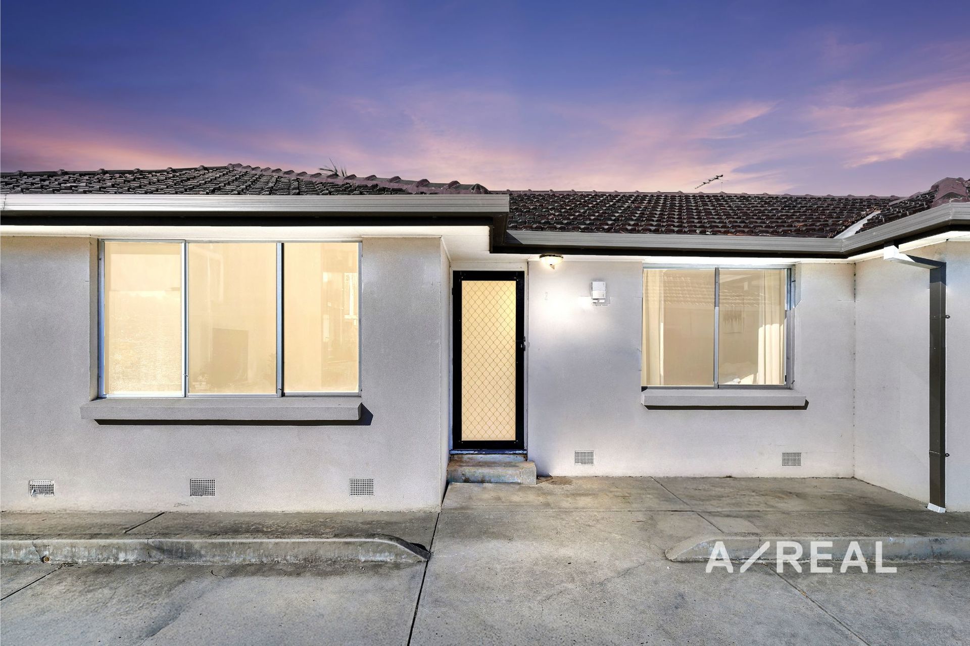 2/108 Blackshaws Road, South Kingsville VIC 3015 