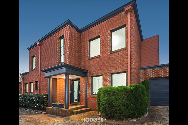 2/119 Thomas Street Brighton East