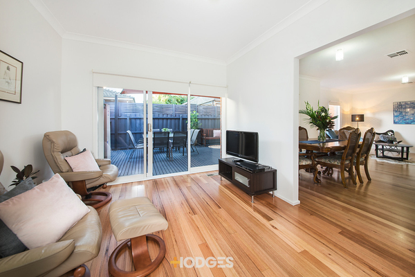 2/119 Thomas Street Brighton East