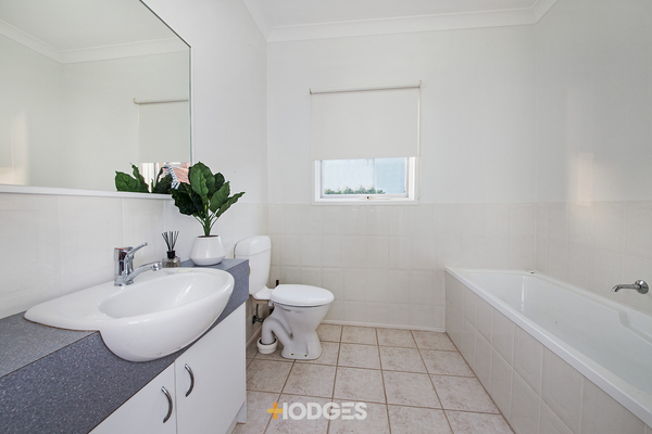 2/119 Thomas Street Brighton East
