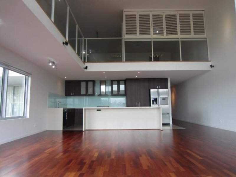 21/2 Saltriver Place, Footscray VIC 3011 