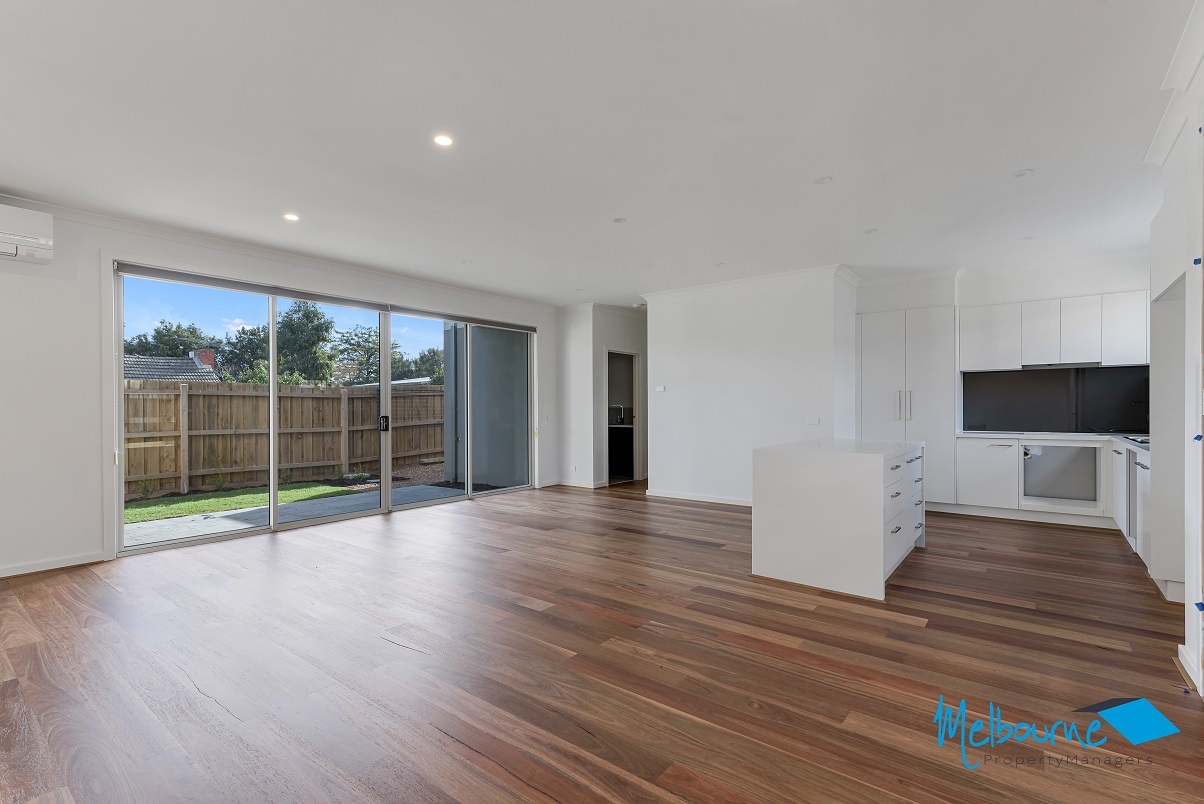 2/14 Delany Avenue, Burwood VIC 3125 