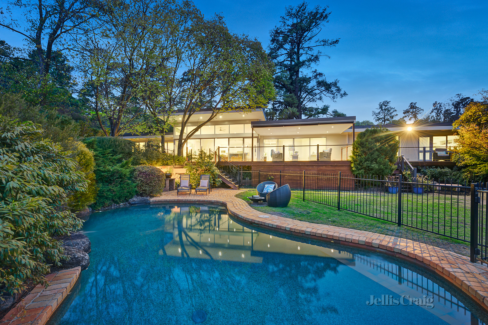 22-24 McDonald Avenue, Templestowe
- Print Image 1