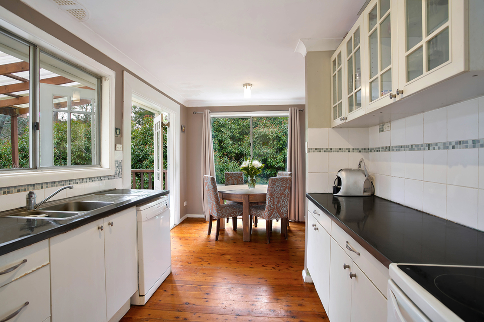 22 Acacia Avenue Leura Nsw 2780