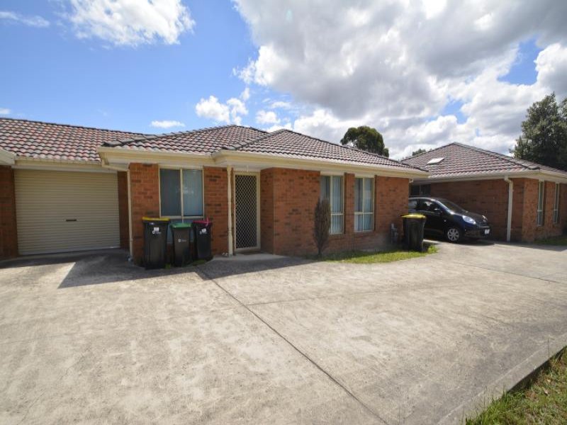 2/2 Birch Avenue, Dandenong North VIC 3175 