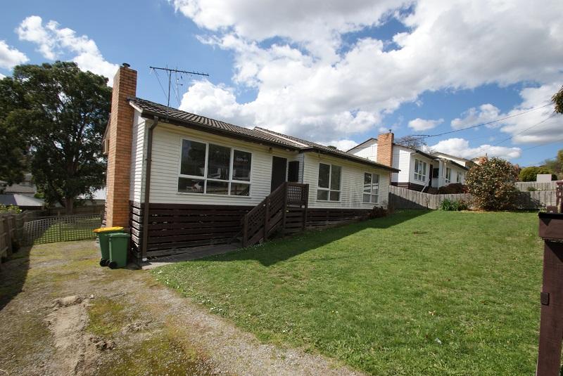 22 Dunoon Street, Mooroolbark VIC 3138 