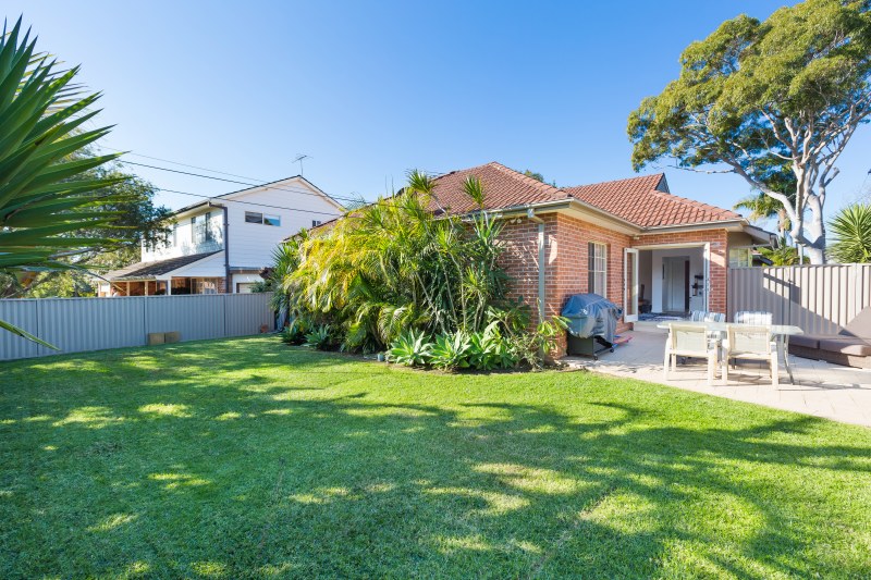 22 Edinburgh Crescent, Woolooware NSW 2230 