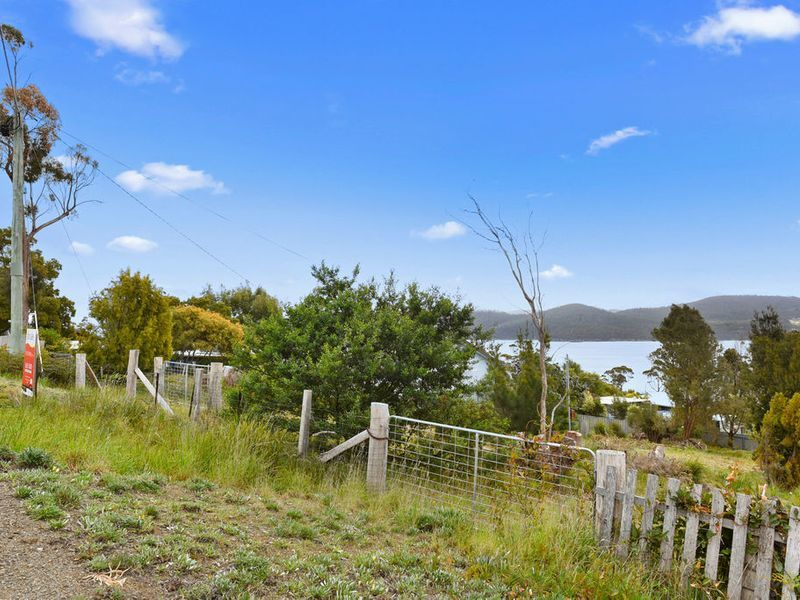 22 Free Street, WHITE BEACH, TAS, 7184