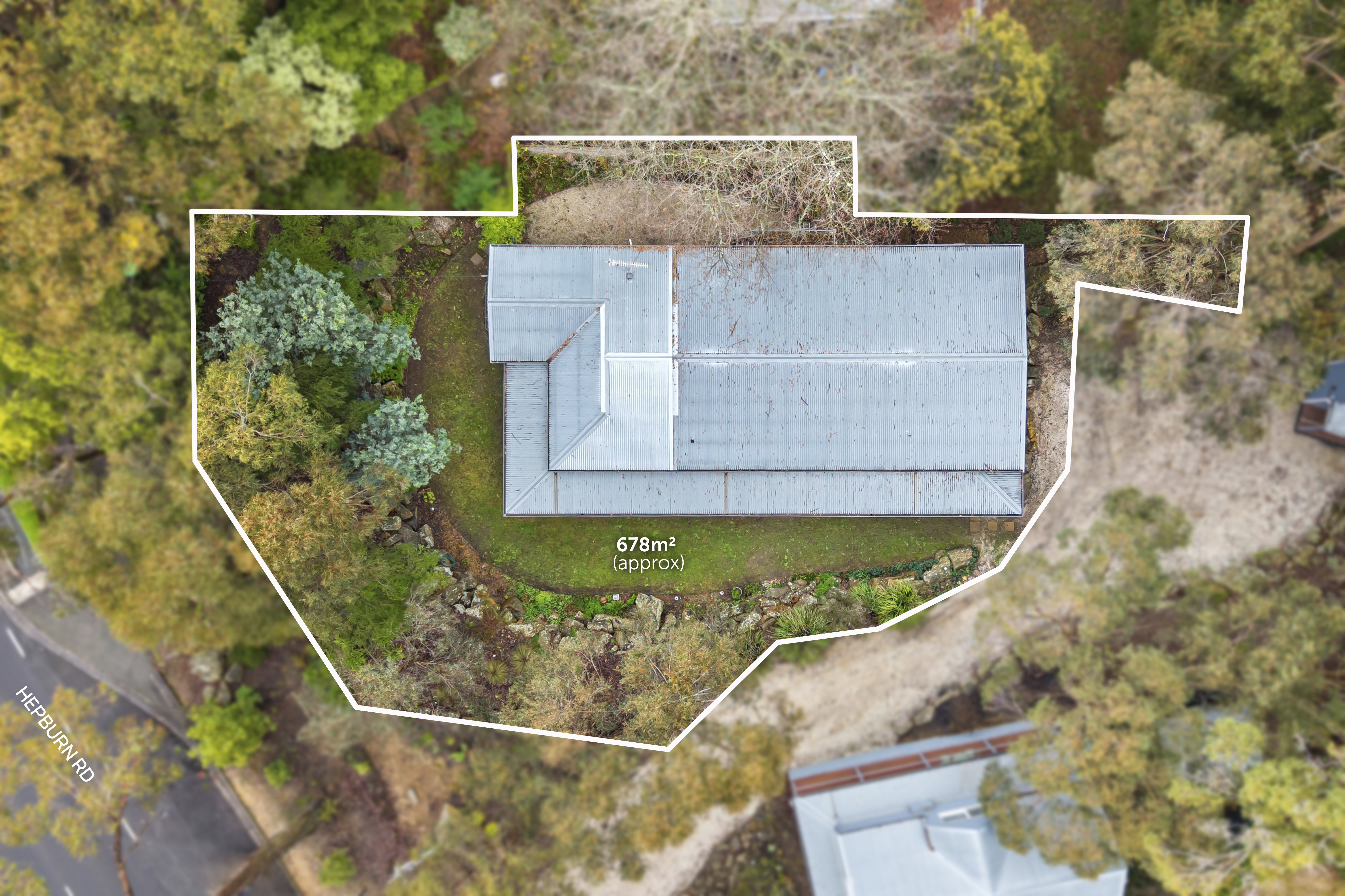 https://images.listonce.com.au/listings/22-hepburn-road-daylesford-vic-3460/440/01986440_floorplan_02.gif?LwbCJCs283E
