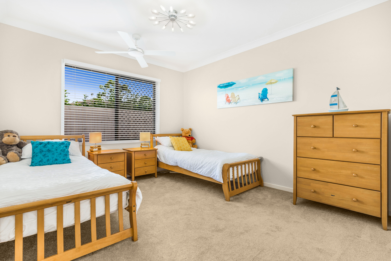 22 Nursery Place, Wakerley QLD 4154