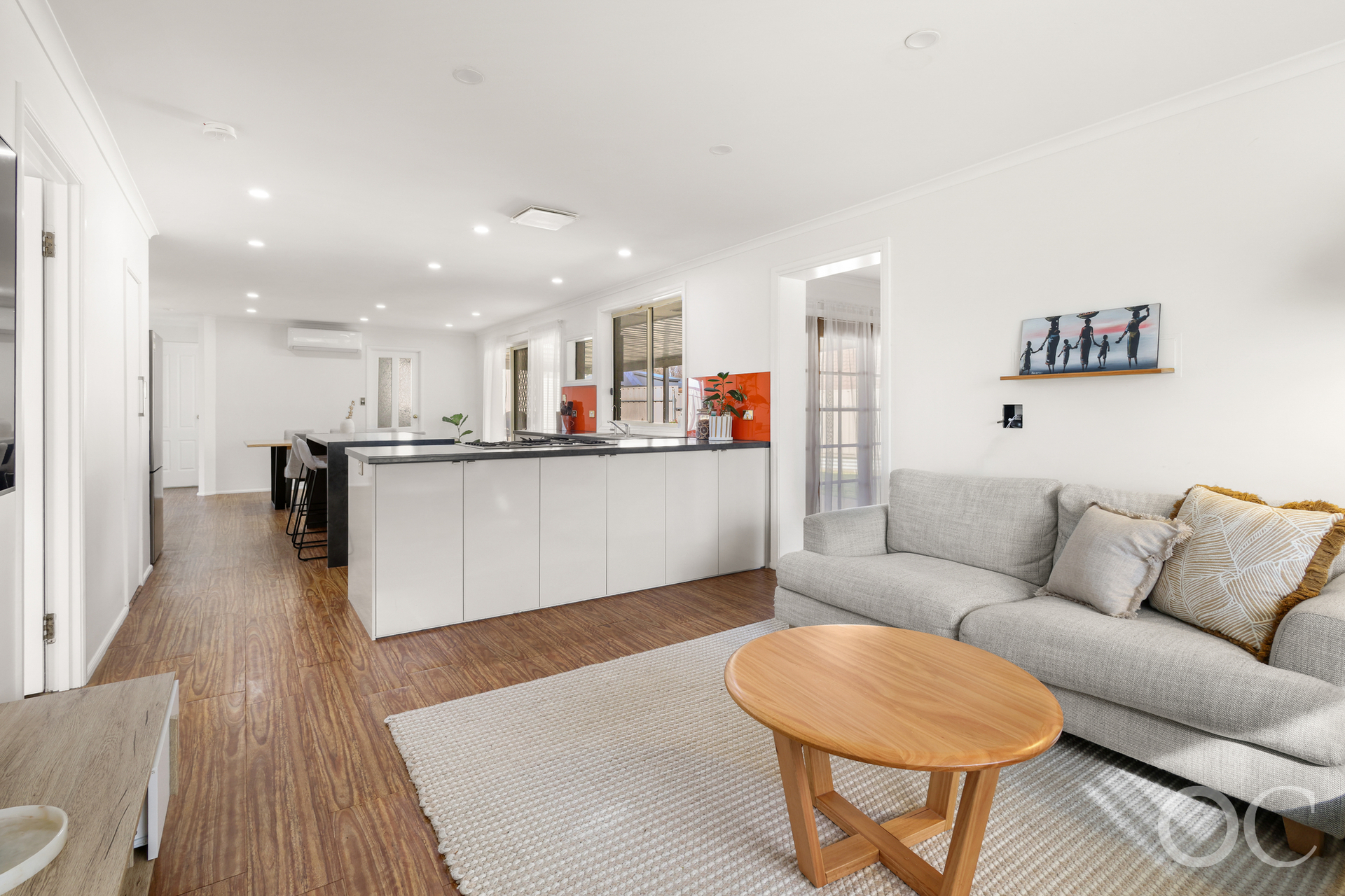 Modern 5-Bedroom Family Home for Sale in Seaford Rise - News Directory 3