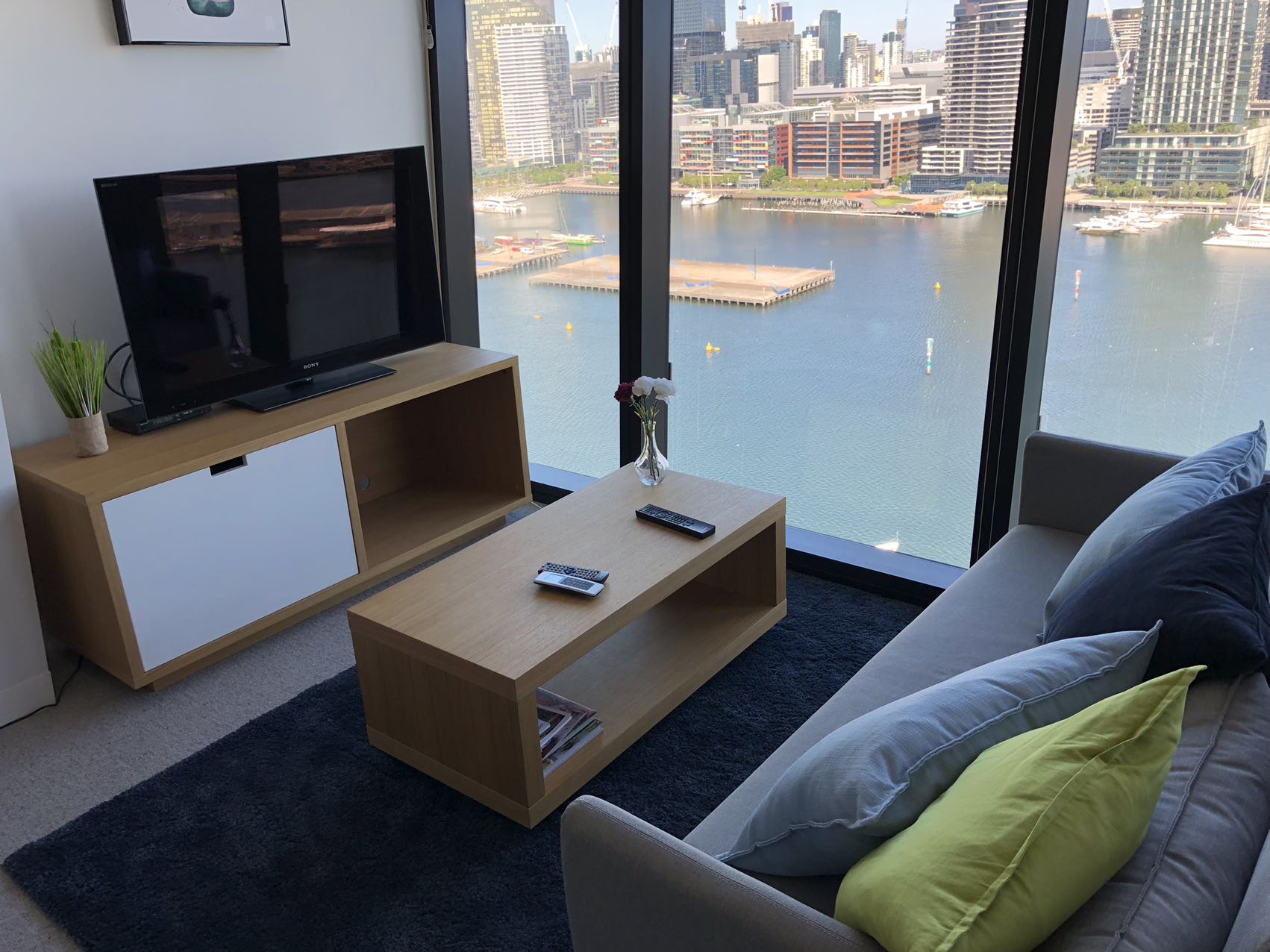 2202/8 Pearl River Road, Docklands VIC 3008 
