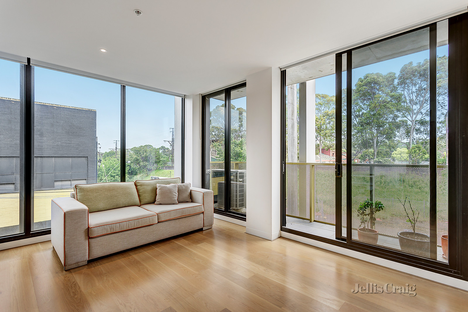 223 2 Golding Street Hawthorn Vic 3122 Jellis Craig