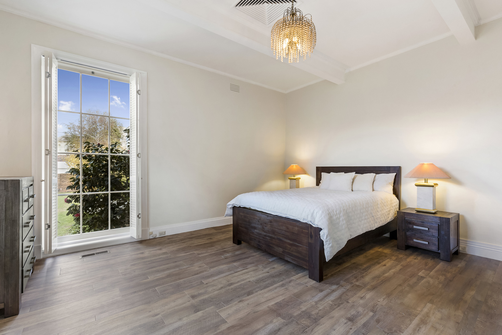 23 Bay Street, Brighton | RT Edgar