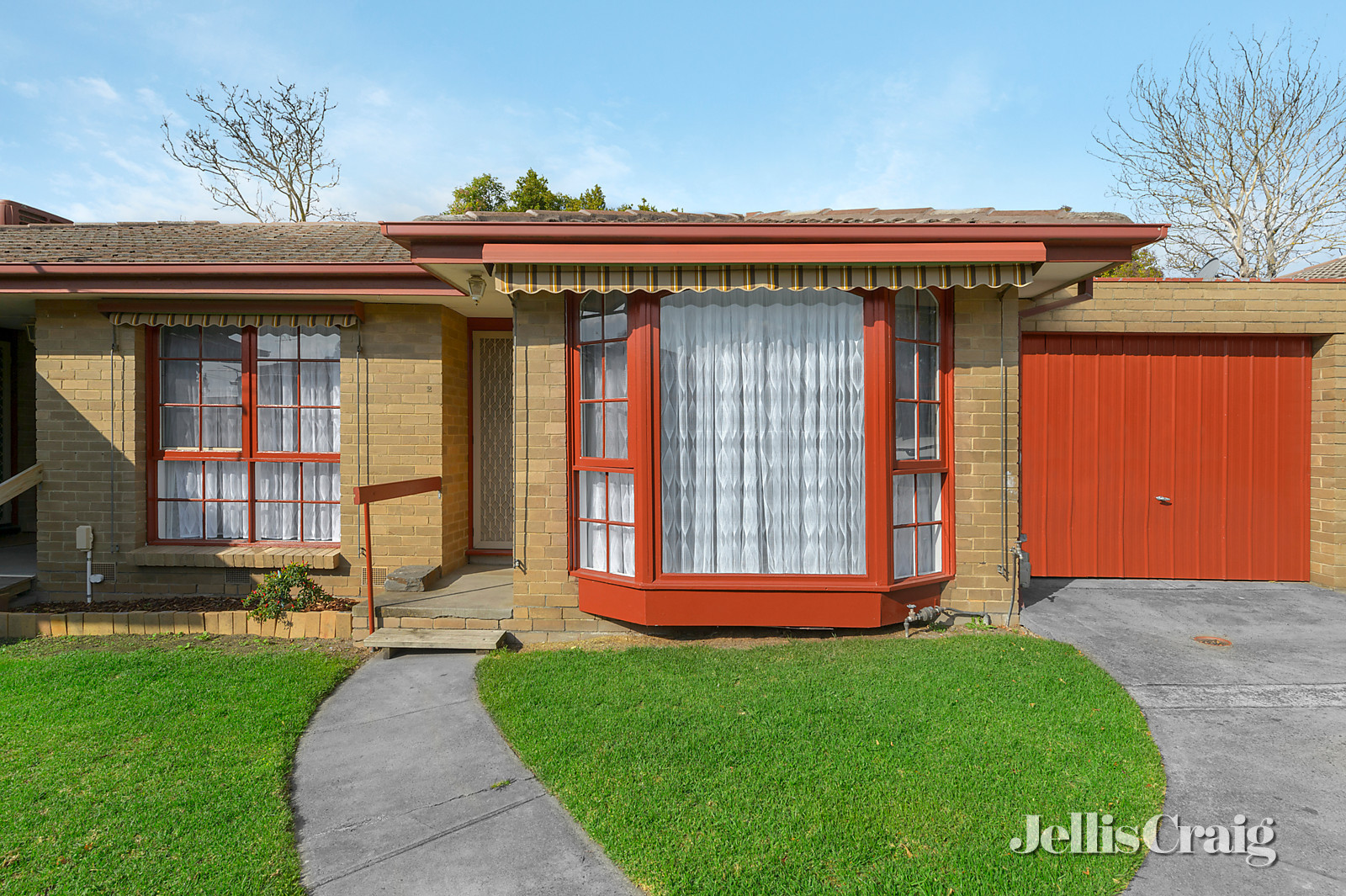 2/39 Bedford Road, Ringwood
- Print Image 1